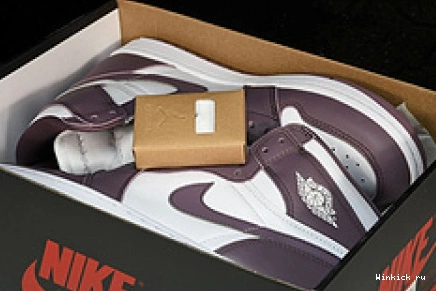 “Mauve” OG Jordan High 1 0822